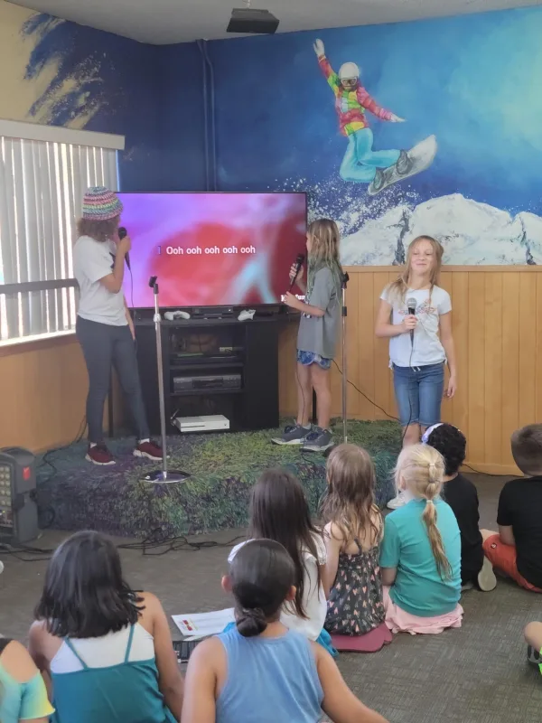 It's Karaoke Time!
